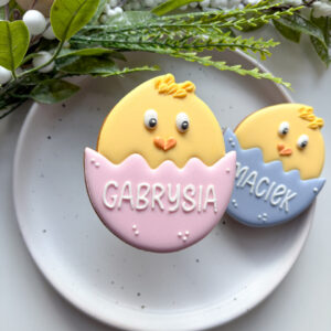 ersonalizowany piernik kurczak w skorupce z imieniem – unikalny prezent wielkanocny dla dziecka Kraków