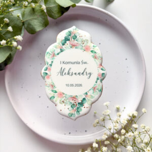 Pierniki z lukrem na komunię dziecka – religijne motywy, gołąbki i życzenia, ręczna dekoracja